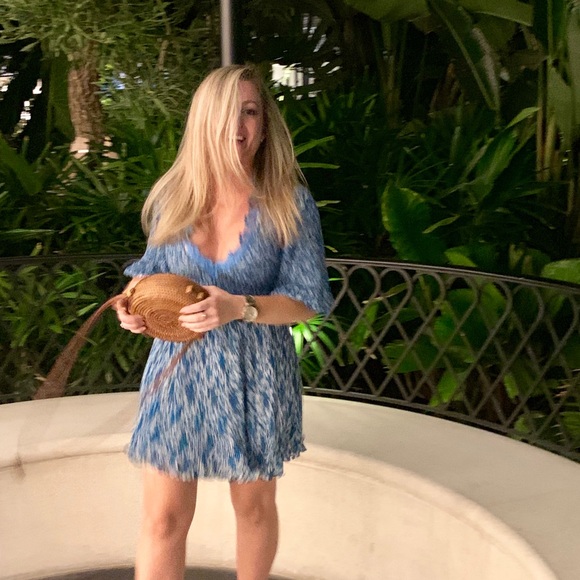 🎀 Meet Your Posher, Shara 🎀 - Picture 2 of 13